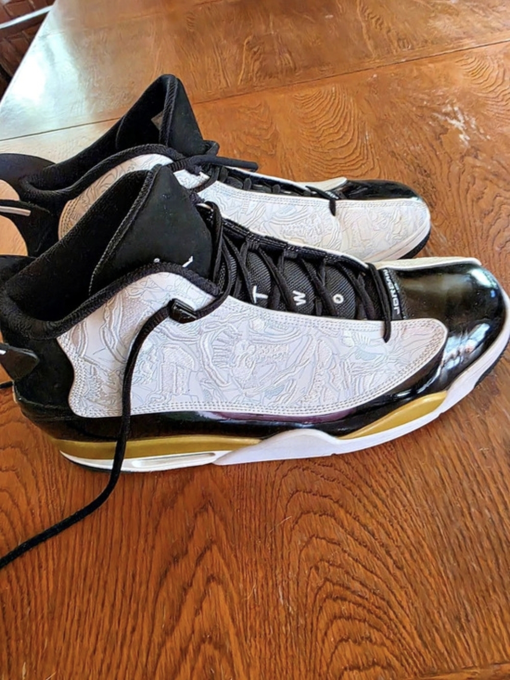 Jordan Air Jordan Dub Zero 'Metallic Gold' Sneakers